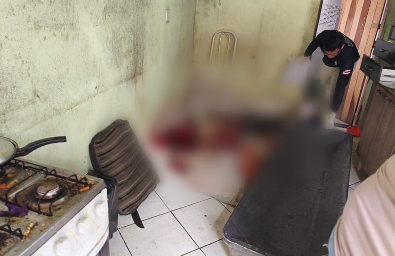 Homem é executado a tiros dentro de residência no bairro Castelinho, em Teixeira de Freitas