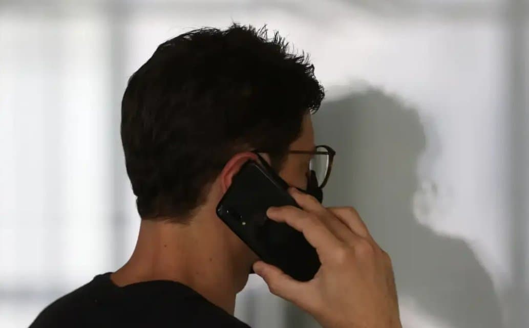 Medida prevê autenticação de ligações para reduzir fraudes telefônicas