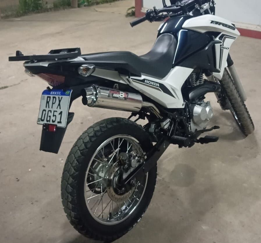 Fiscalização retira motocicleta irregular de circulação no Jardim Caraípe