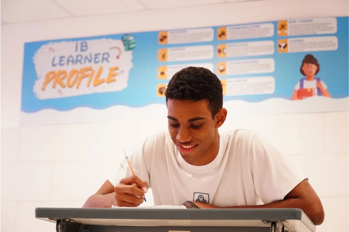 Educadora propõe combinar revisão e descanso na preparação para o Enem