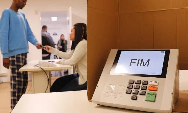 Cadastro regular permitia votar em 2026 mesmo sem biometria