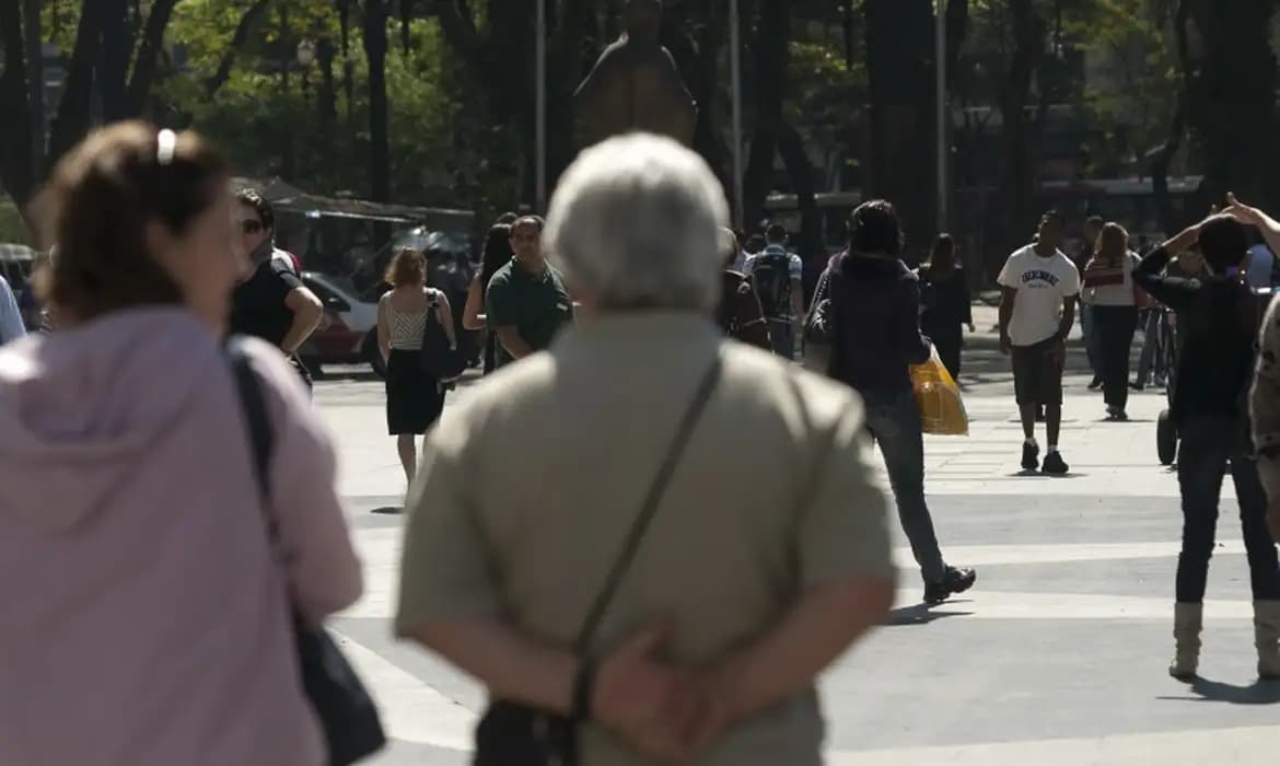 Cras é apresentado como ponto de orientação para benefícios a idosos