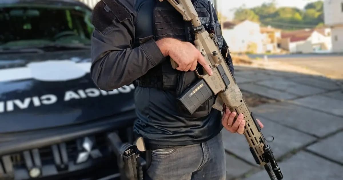 Apuração de tiros leva à apreensão de arma em Belmonte