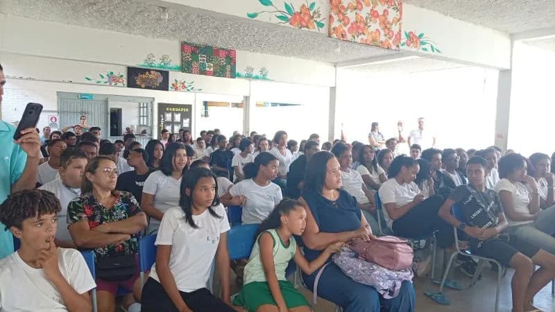 Atividades de Setembro Amarelo envolvem escolas e famílias em Mucuri