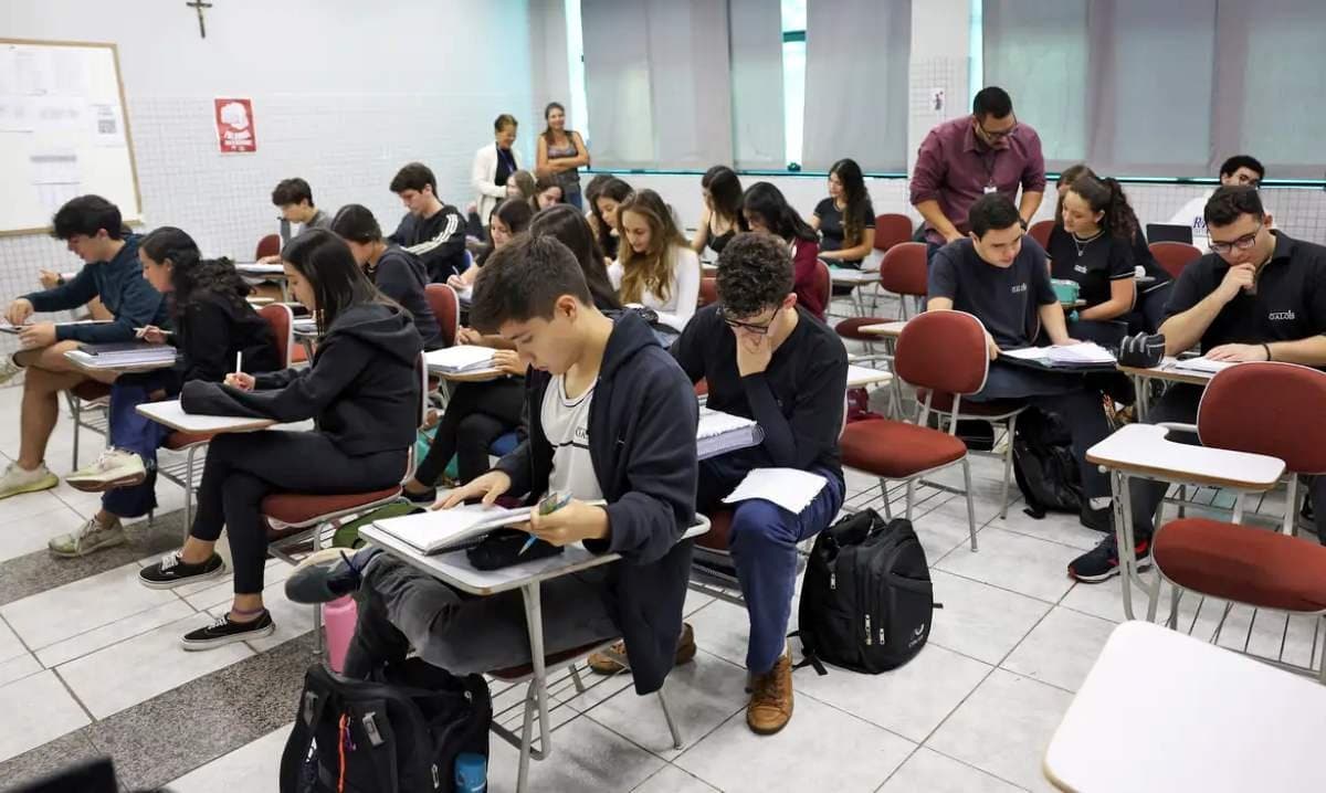 Projeto prevê educação financeira dentro das disciplinas escolares