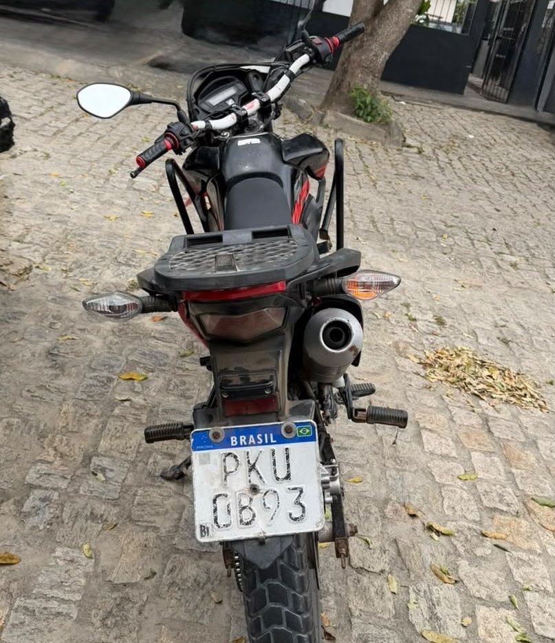 Motocicleta com restrição é localizada no bairro Bom Jesus