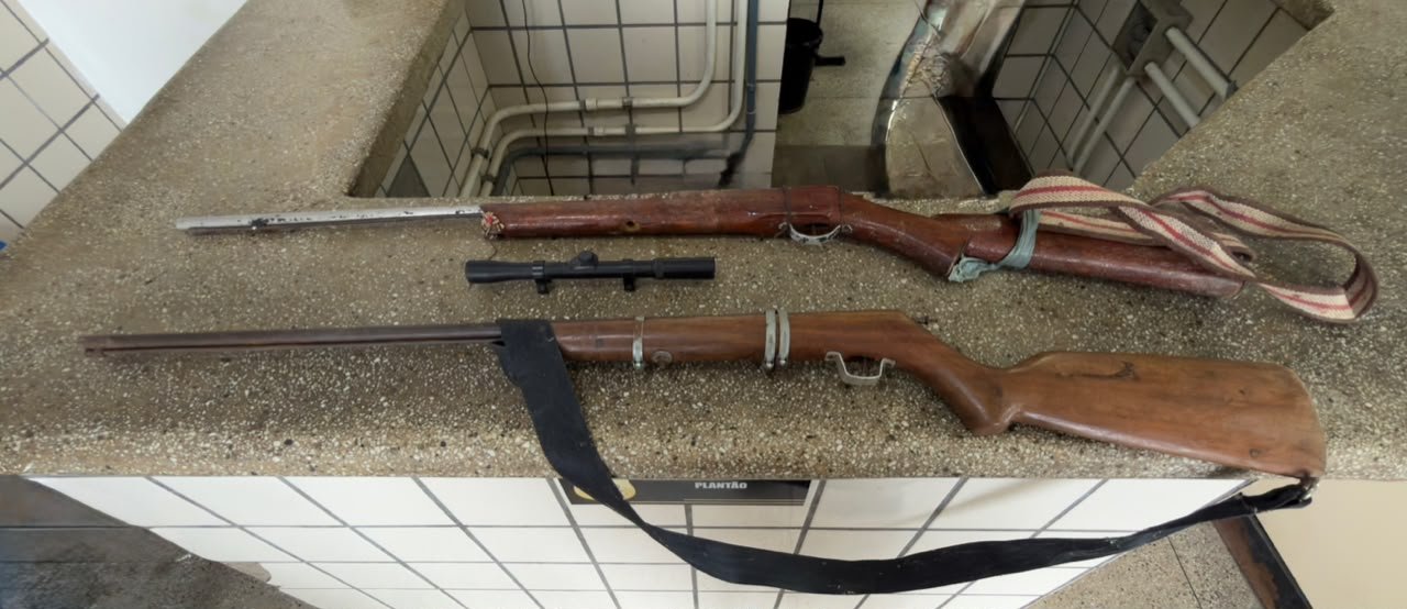 Duas armas artesanais são encontradas após fuga no Cidade de Deus